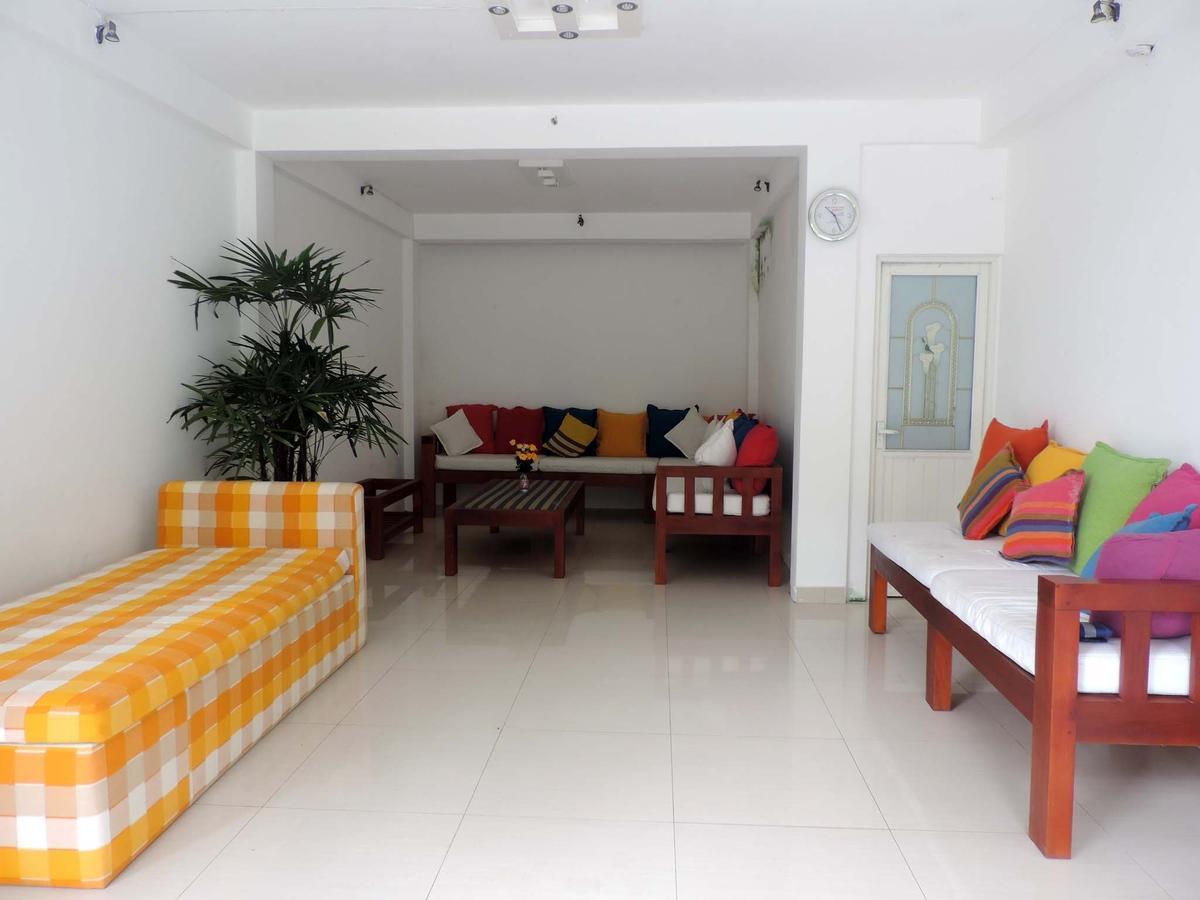 Primrose Guest House Unawatuna Esterno foto