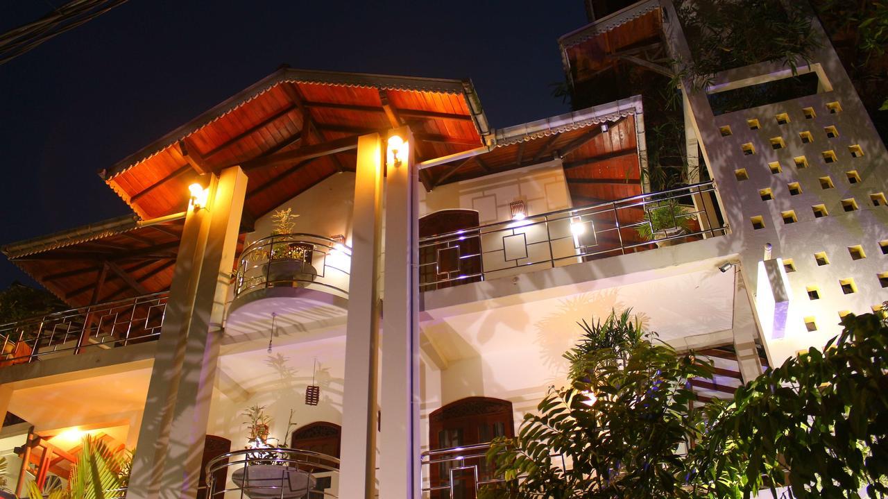 Primrose Guest House Unawatuna Esterno foto