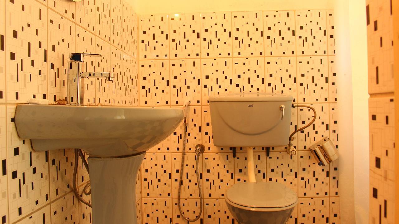 Primrose Guest House Unawatuna Esterno foto