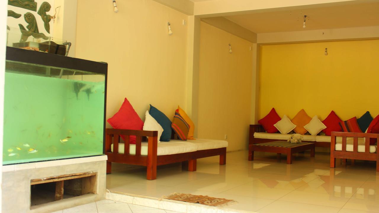 Primrose Guest House Unawatuna Esterno foto