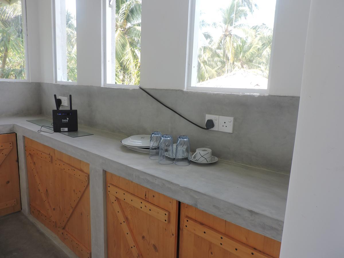Primrose Guest House Unawatuna Esterno foto
